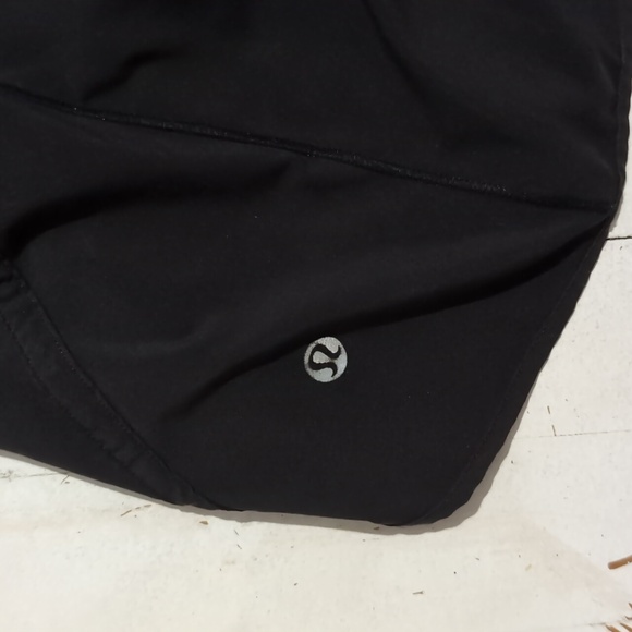 Lululemon shorts - Picture 3 of 4